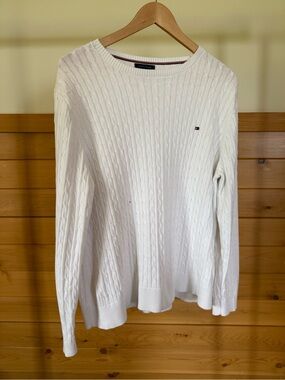 Tommy Hilfiger Cable Knit Crewneck Sweater